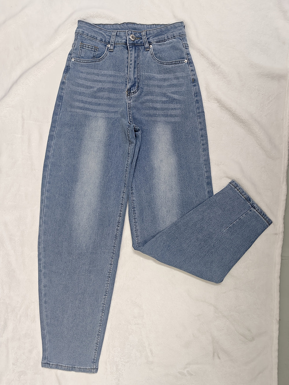 Dark Wash High-Waisted Carrot Jeans