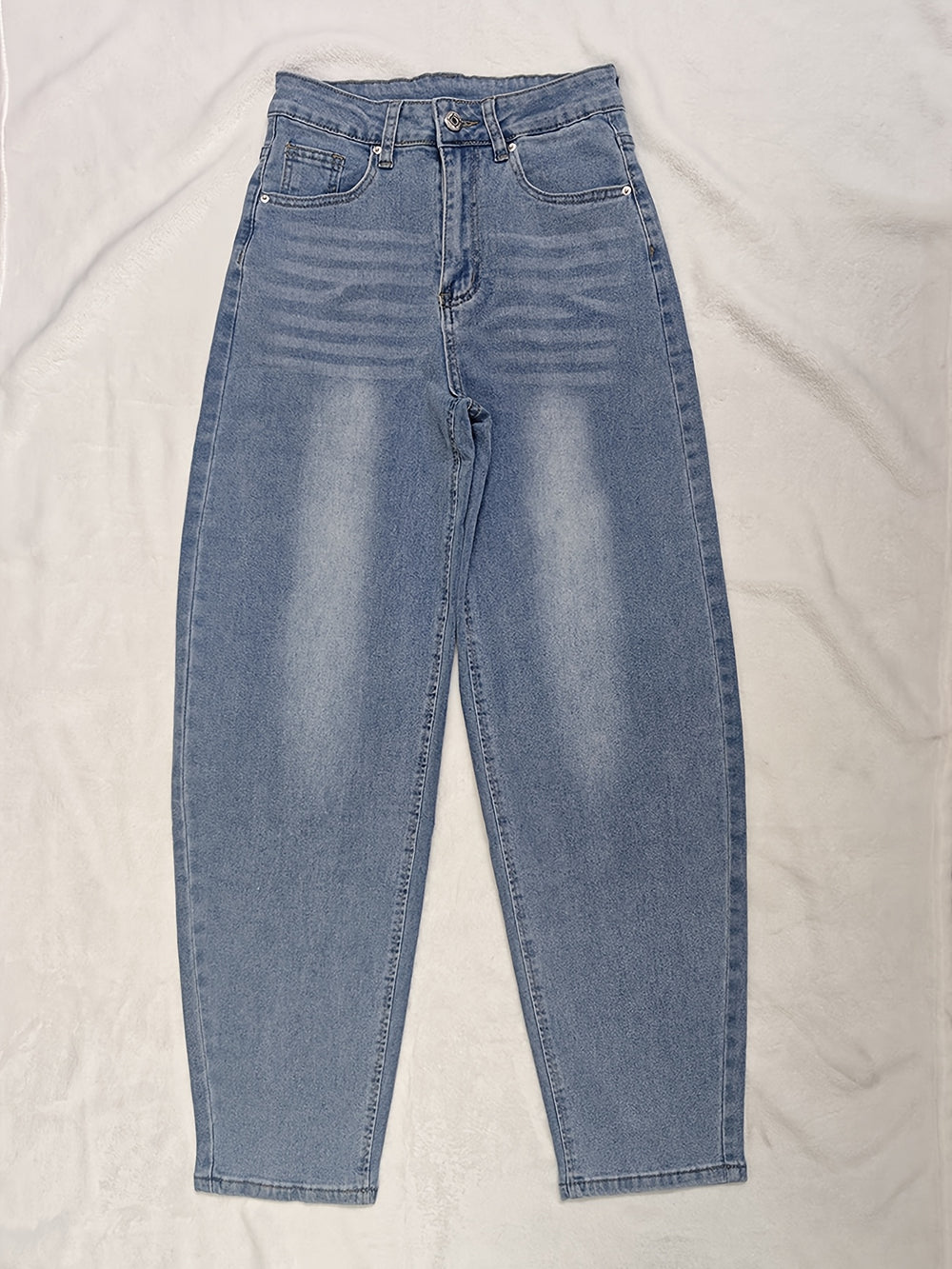Dark Wash High-Waisted Carrot Jeans